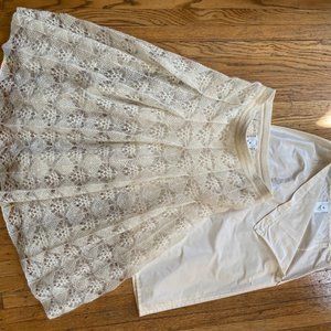 Size 36 off-white wool and silk Escada skirt